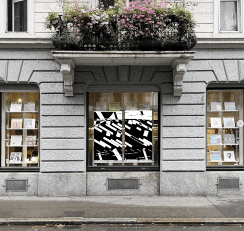 Digitales Plakat, das auf vorbeigehende Personen reagiert, gestaltet von Cyril Keller